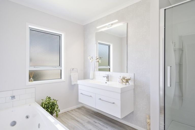 Photo of property in 5 Roka Street, Bell Block, New Plymouth, 4312