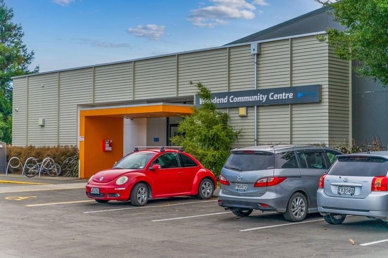 Photo of property in 2 Main North Road, Woodend, 7610