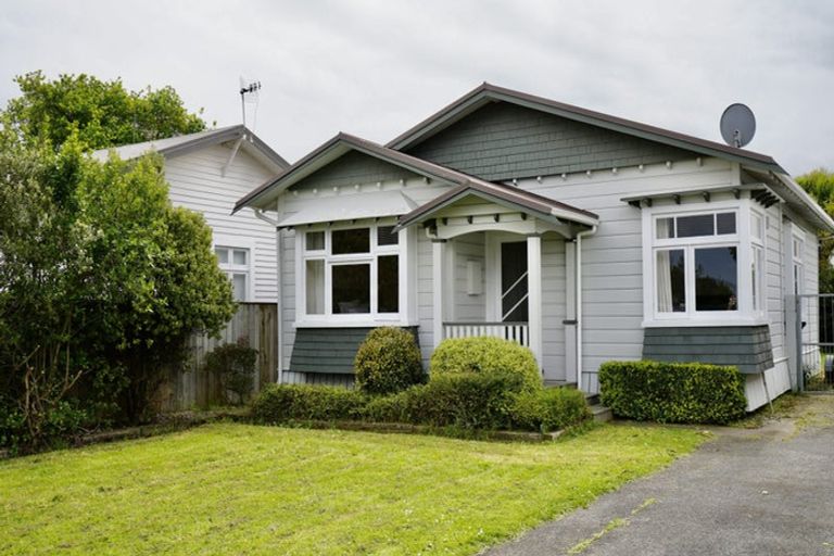 Photo of property in 52 Matipo Street, Takaro, Palmerston North, 4410