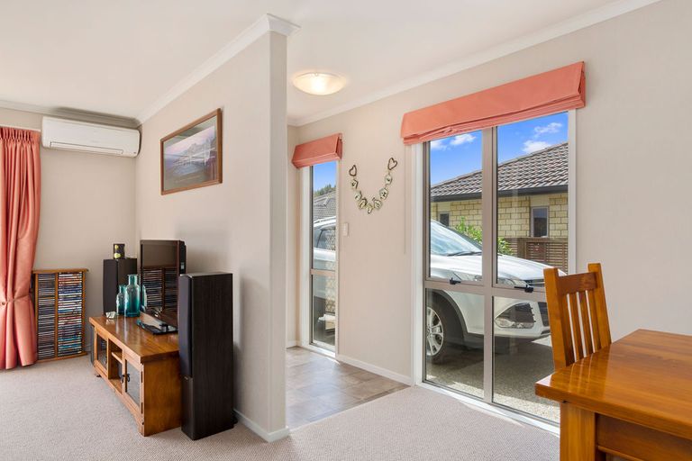 Photo of property in 10 Havenbrook Way, Pyes Pa, Tauranga, 3112