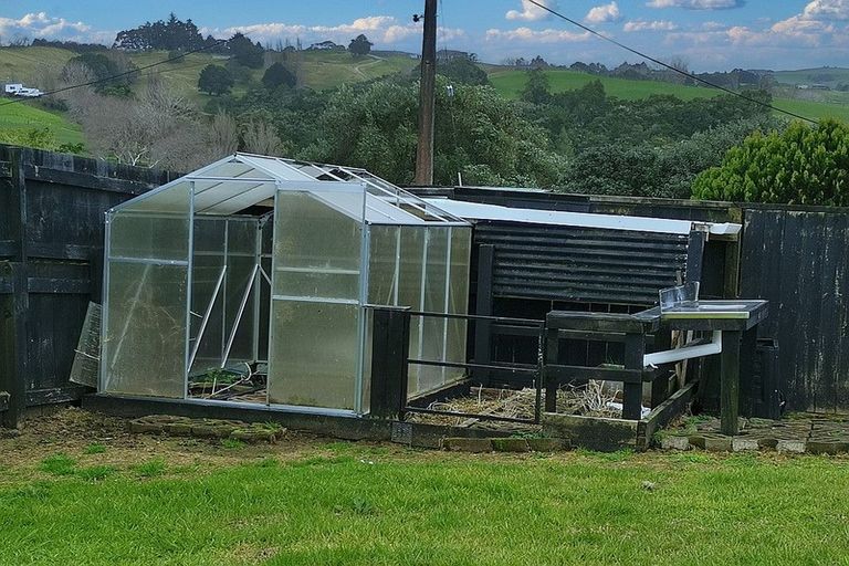 Photo of property in 103 Hurndall Street East, Maungaturoto, 0520