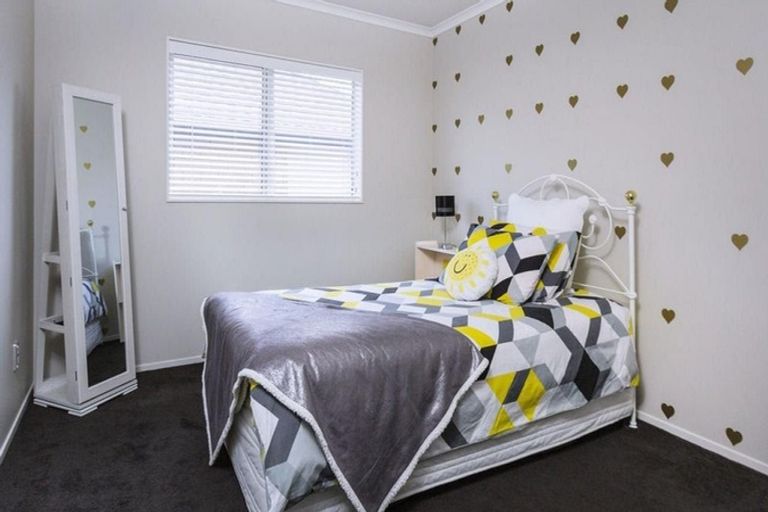 Photo of property in 19 Ballindrait Drive, Flat Bush, Auckland, 2019