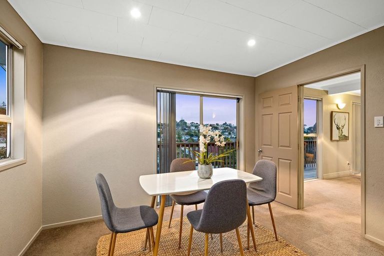 Photo of property in 14 Bellringer Road, Massey, Auckland, 0614