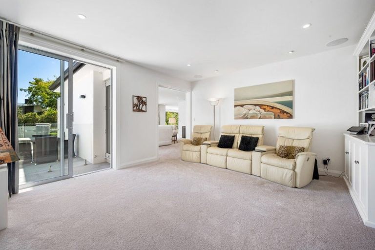 Photo of property in 6d Burford Place, Mellons Bay, Auckland, 2014