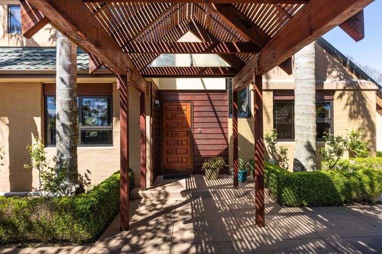 Photo of property in 13b Argyle Place, Highlands Park, New Plymouth, 4312