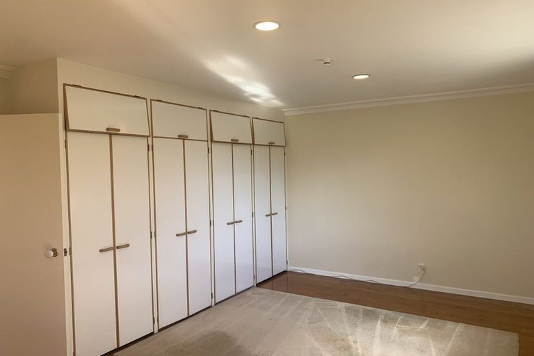 Photo of property in 11a Hillcrest Grove, Hillpark, Auckland, 2102