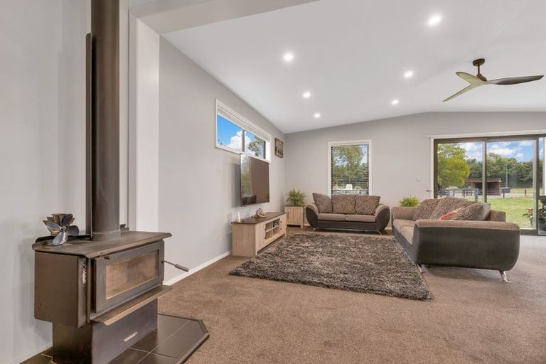 Photo of property in 71 Terrace Road, Cust, Rangiora, 7471