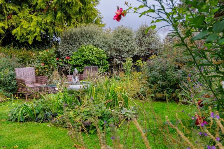 Photo of property in 4 Exeter Street, Waimate, 7924