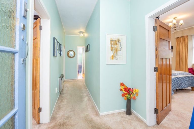 Photo of property in 21 Ridout Street, Maeroa, Hamilton, 3200