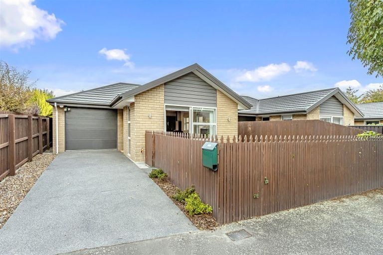Photo of property in 4 Risby Place, Burnside, Christchurch, 8053