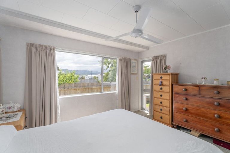 Photo of property in 38 Whitby Avenue, Whitianga, 3510