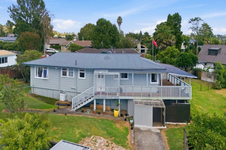 Photo of property in 14 Rangataua Street, Welcome Bay, Tauranga, 3112