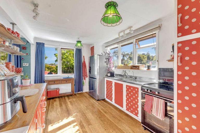 Photo of property in 46 Parsons Street, Vogeltown, New Plymouth, 4310