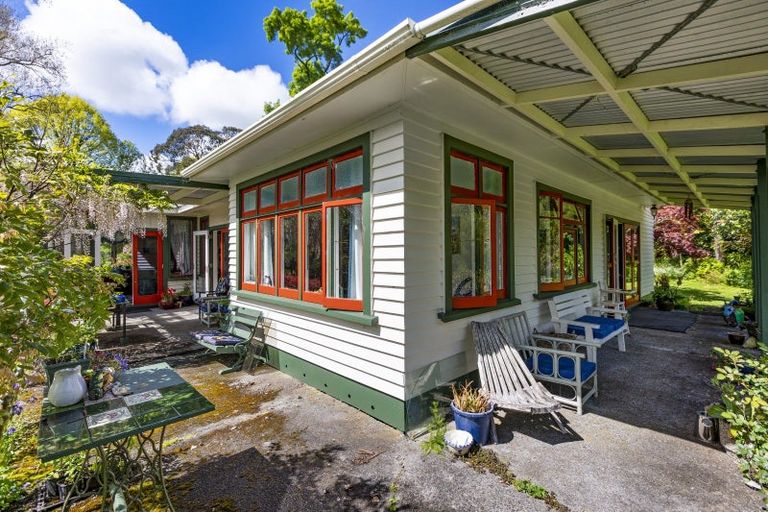 Photo of property in 1830 Otaraoa Road, Tarata, Inglewood, 4387