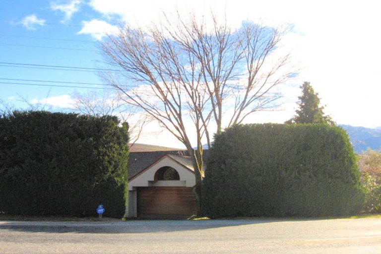 Photo of property in 39 Arrowtown-lake Hayes Road, Lake Hayes, Queenstown, 9371