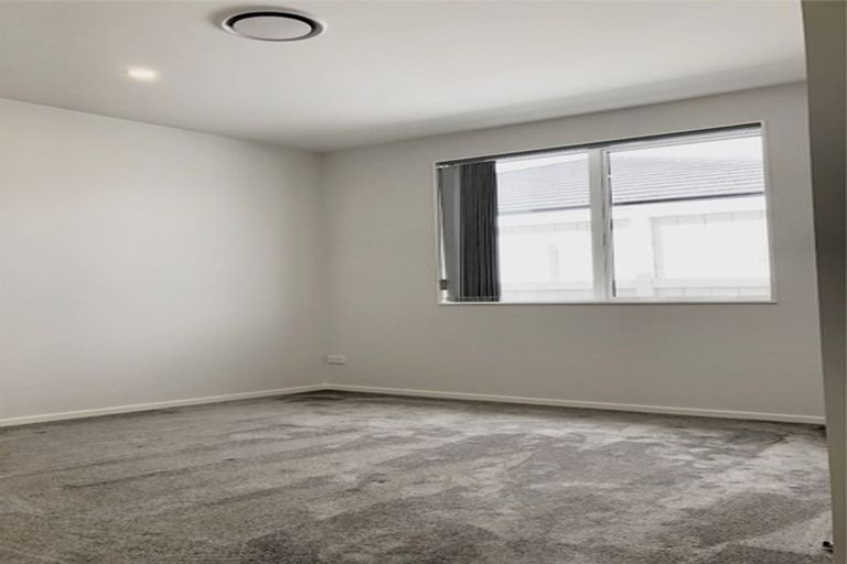 Photo of property in 14 Pampas Drive, Wainui, 0932