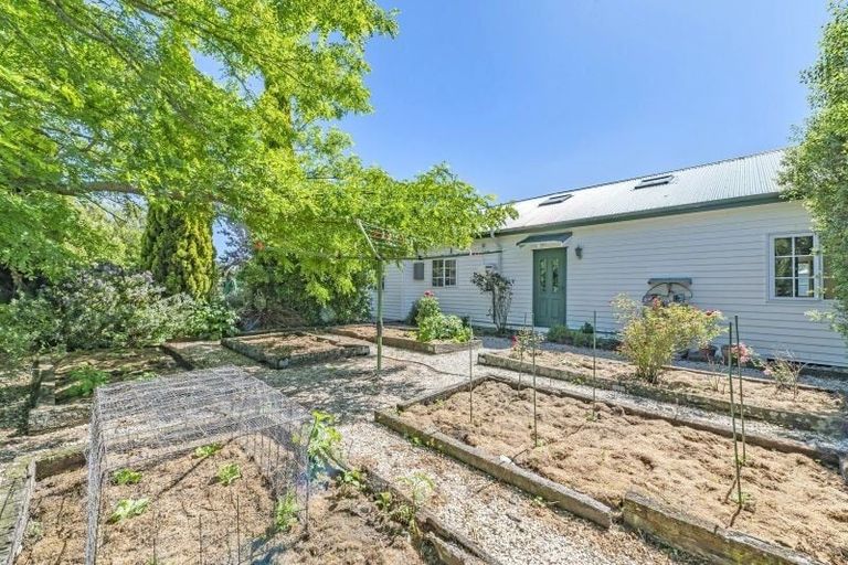 Photo of property in 100 Brook Street, Southbridge, 7602