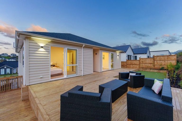 Photo of property in 29 Kaupeka Road, Orewa, 0931