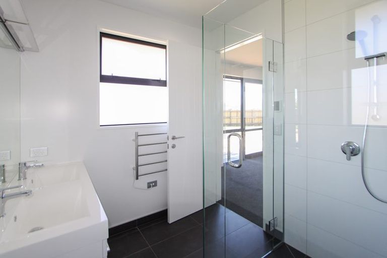 Photo of property in 71 Infinity Drive, Wanaka, 9305