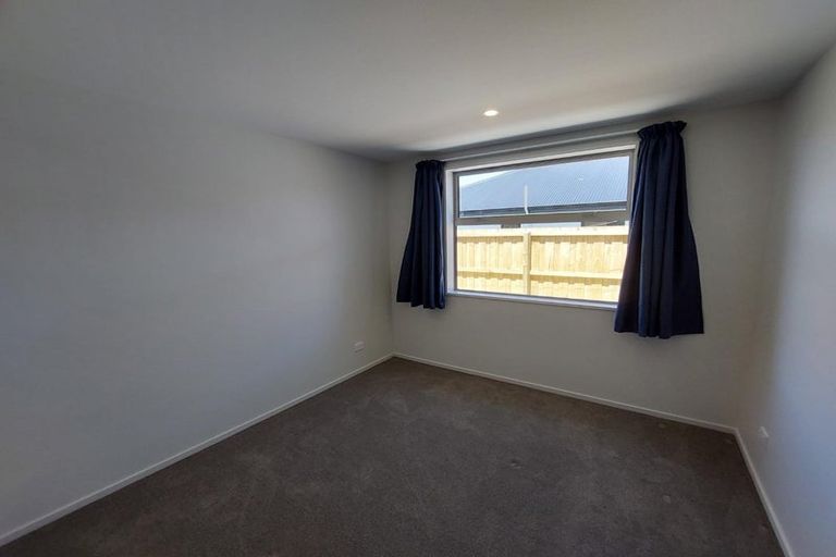 Photo of property in 12 Sarah Nicholls Street, Belfast, Christchurch, 8051