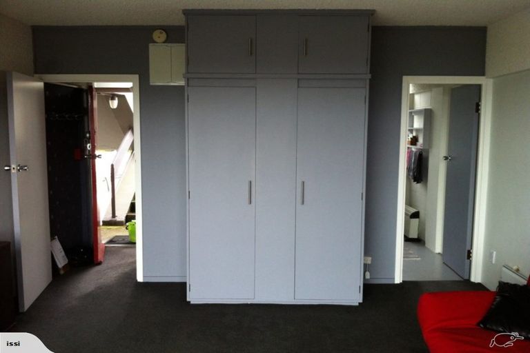 Photo of property in Fairmont Flats, 4c/20 Maarama Crescent, Aro Valley, Wellington, 6021