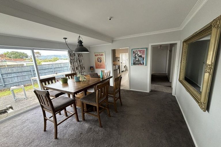 Photo of property in 76 Gray Avenue, Paraparaumu Beach, Paraparaumu, 5032