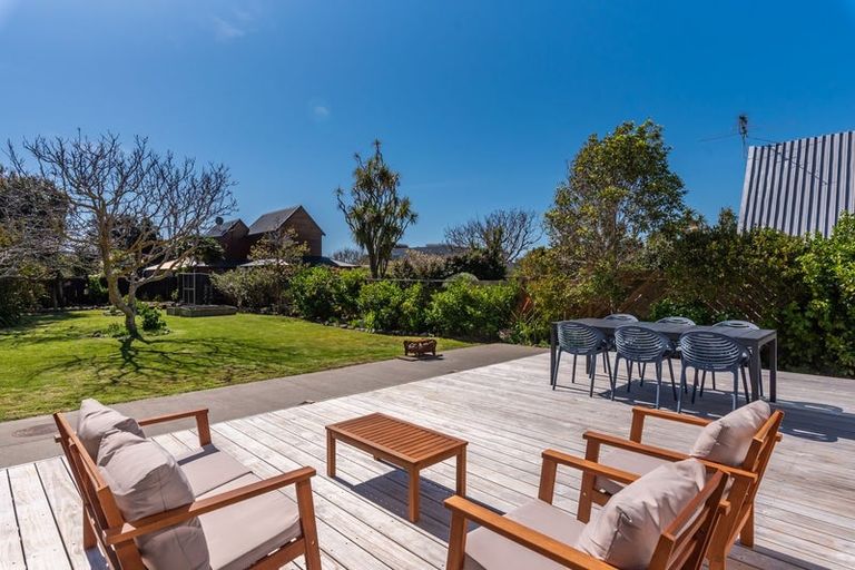 Photo of property in 5 Falla Street, Paraparaumu Beach, Paraparaumu, 5032