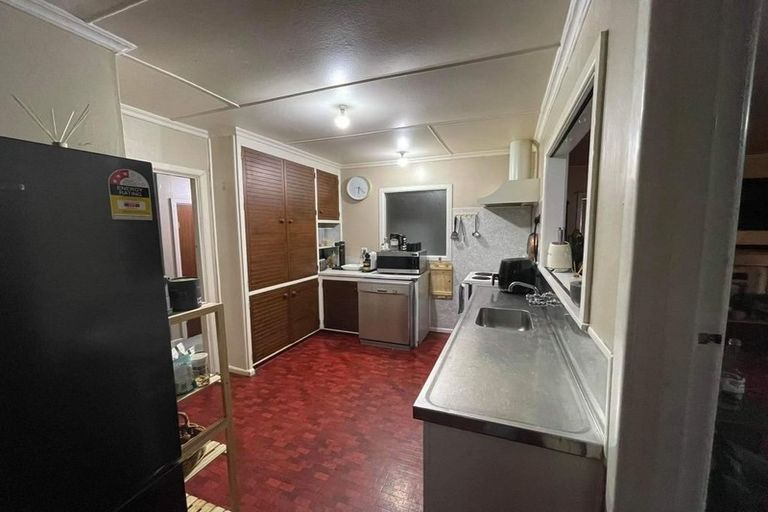 Photo of property in 81 Napier Road, Havelock North, 4130