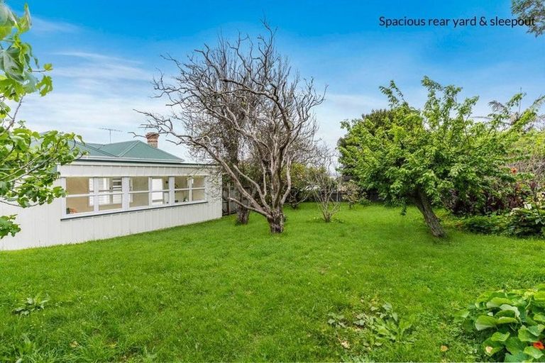Photo of property in 5 Mariposa Crescent, Birkenhead, Auckland, 0626