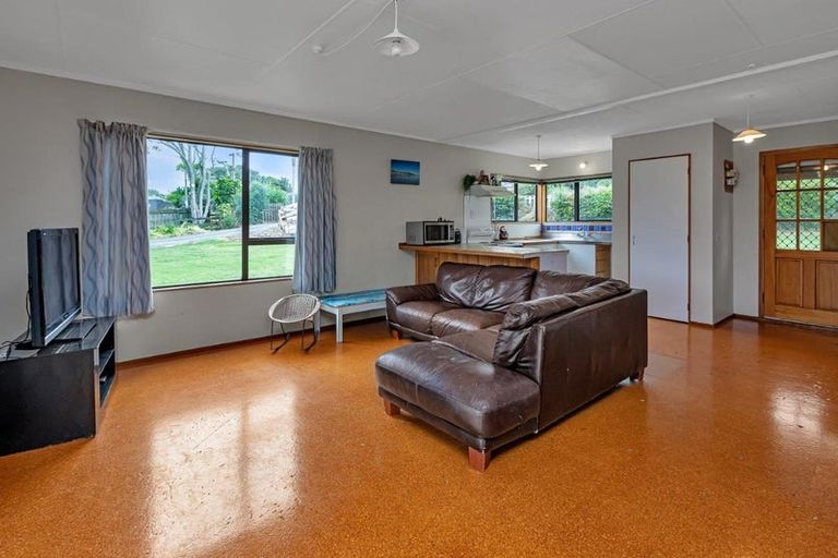 Photo of property in 63 Marsden Point Road, Ruakaka, 0116