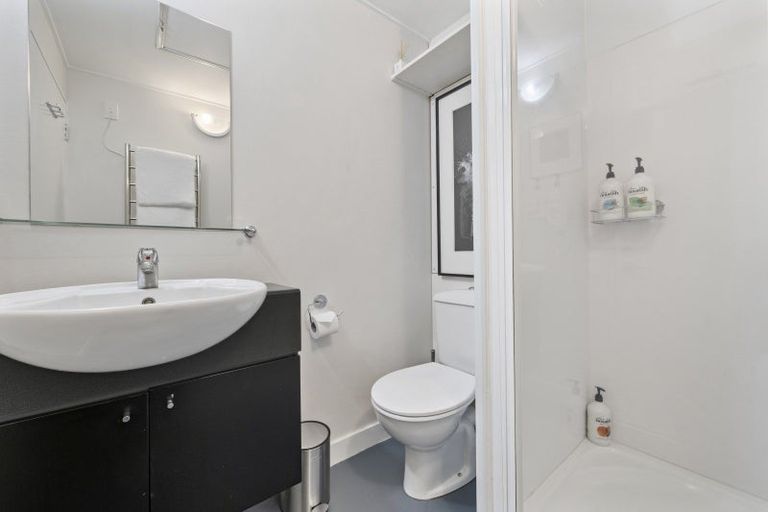 Photo of property in Hannahs Corner, 33/8 Leeds Street, Te Aro, Wellington, 6011
