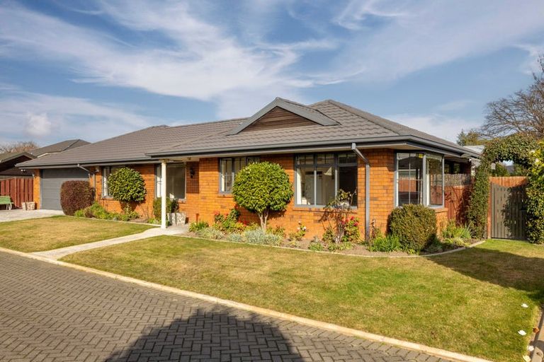 Photo of property in 1/156 Blighs Road, Strowan, Christchurch, 8052