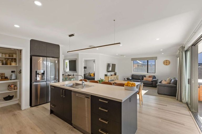 Photo of property in 6 George Fyfe Way, Wakefield, 7025