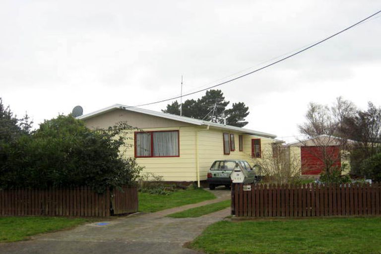 Photo of property in 38 Philip Street, Carterton, 5713