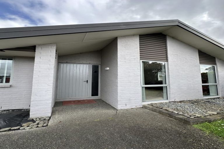 Photo of property in 220 Harbourside Drive, Karaka, Papakura, 2113