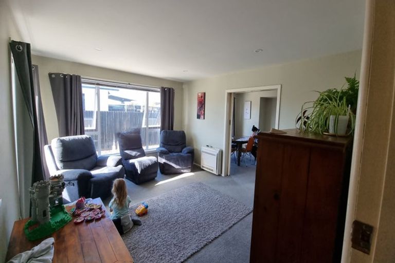 Photo of property in 64 Coopers Road, Dallington, Christchurch, 8061