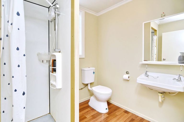 Photo of property in 99 Momorangi Crescent, Redwood, Christchurch, 8051