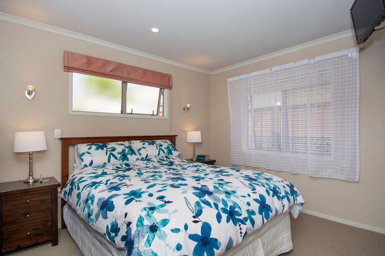 Photo of property in 10 Havenbrook Way, Pyes Pa, Tauranga, 3112
