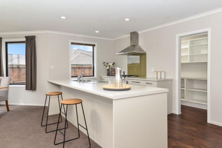 Photo of property in 15 Cole Thomas Place, Huntington, Hamilton, 3210