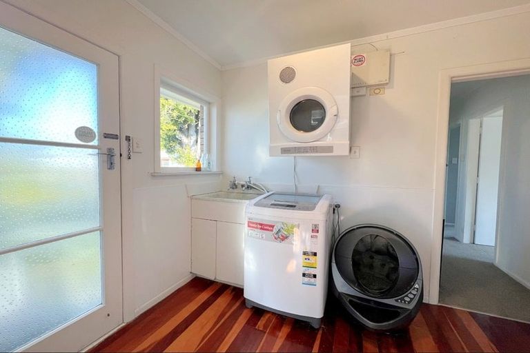 Photo of property in 1b Brocas Avenue, Hillcrest, Hamilton, 3216