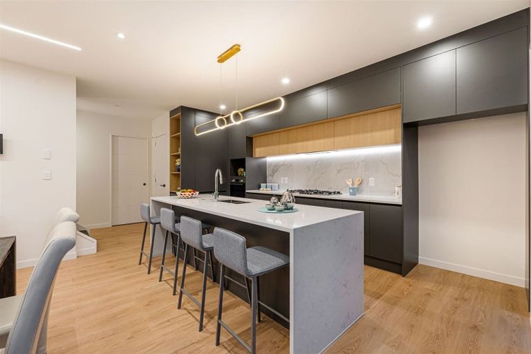 Photo of property in 627a Swanson Road, Swanson, Auckland, 0612