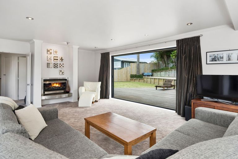 Photo of property in 186 Otumoetai Road, Brookfield, Tauranga, 3110