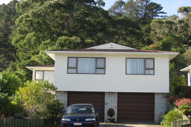 Photo of property in 71 Kairimu Street, Stokes Valley, Lower Hutt, 5019