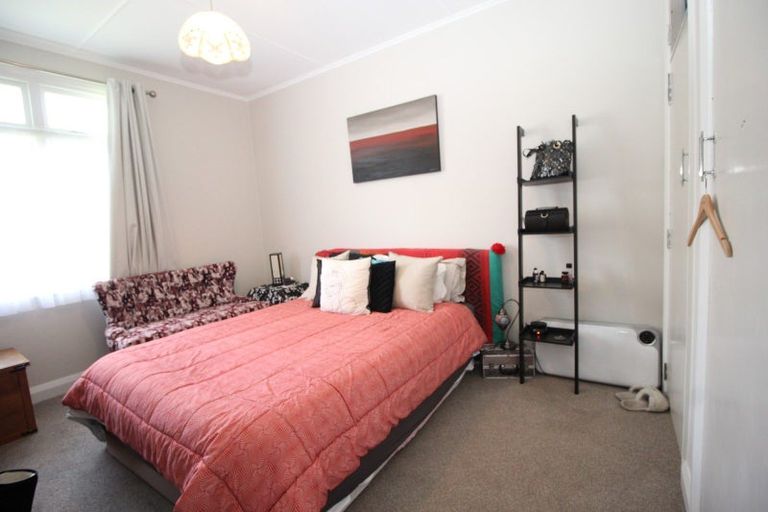 Photo of property in 61 Grey Street, Woodville, 4920