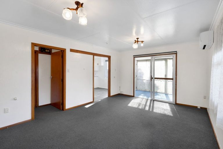 Photo of property in 16 Dillon Drive, Bell Block, New Plymouth, 4312