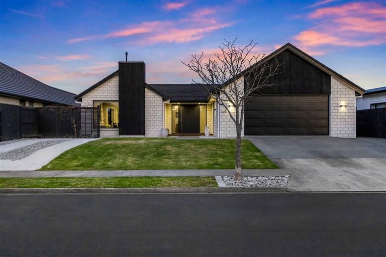 Photo of property in 54 Roy Hilton Drive, Flagstaff, Hamilton, 3210