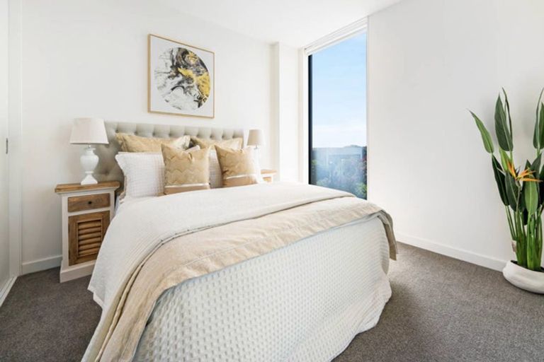 Photo of property in 305/19 Rawene Road, Birkenhead, Auckland, 0626