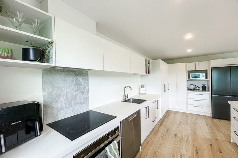 Photo of property in 11 Edinburgh Street, Green Island, Dunedin, 9018