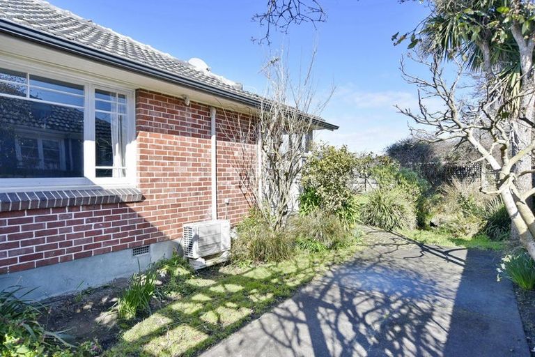 Photo of property in 53 Philpotts Road, Mairehau, Christchurch, 8052