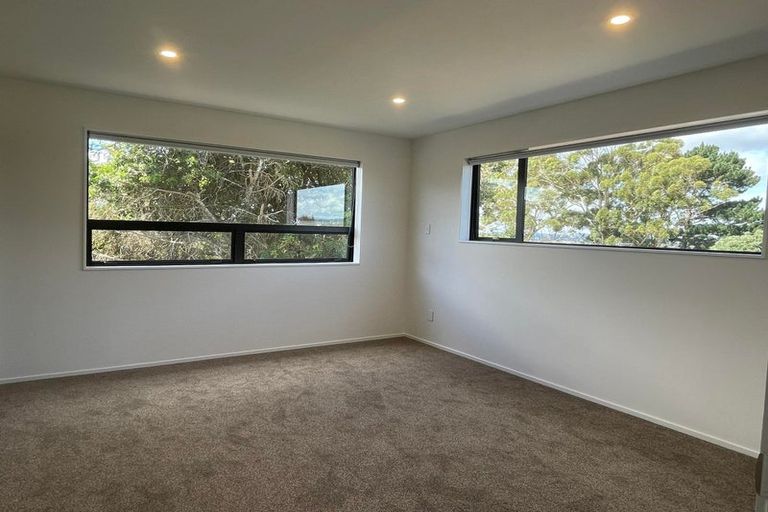 Photo of property in 51c West Harbour Drive, West Harbour, Auckland, 0618